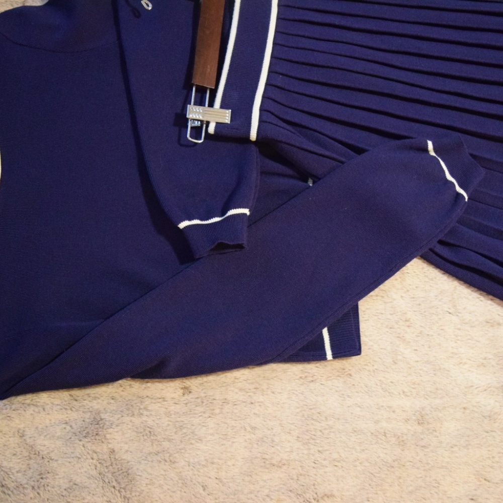 Willow & Wind Preppy Pleated Navy Blue Skirt and Sweater Set - Picture 8 of 15